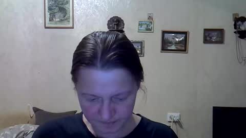 finika_say online show from November 4, 2025, 1:59 am