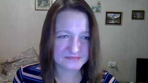 finika_say online show from November 13, 2025, 5:56 pm