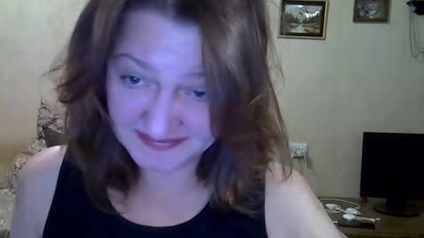 finika_say online show from November 17, 2025, 7:52 pm
