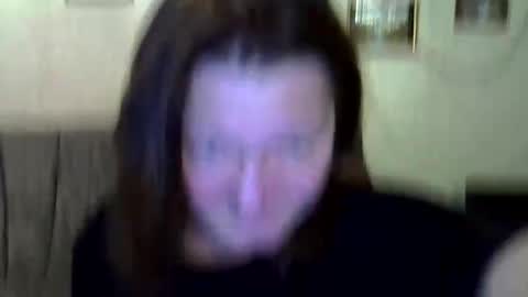 finika_say online show from November 21, 2025, 5:55 pm