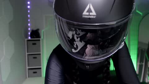 finleyfae online show from January 27, 2025, 6:31 pm