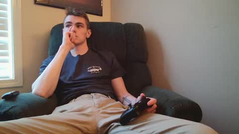 Snapshot of finnabun33 chatting on April 30, 2026, 10:14 pm Jake I am Bicurious online show from April 30, 2026, 10:14 pm