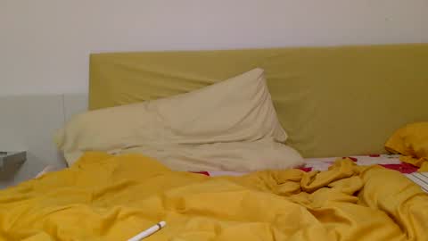 Snapshot of fionacam chatting on March 5, 2025, 1:17 pm Fiona online show from March 5, 2025, 1:17 pm