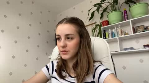 Snapshot of fionapiccard chatting on November 20, 2025, 9:31 am Keite wanna play Meow online show from November 20, 2025, 9:31 am