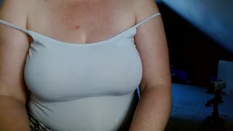 Snapshot of fionna_fineas chatting on July 14, 2026, 3:51 pm Fionna online show from July 14, 2026, 3:51 pm