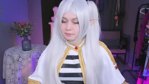 fiora online show from January 12, 2025, 11:07 am