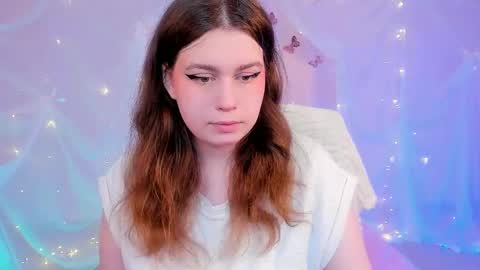 fiora online show from June 5, 2026, 6:52 am
