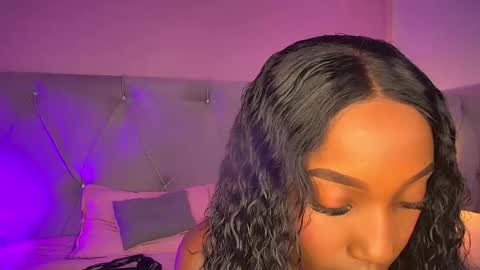 Fiorela Lenin  online show from April 3, 2026, 12:36 pm