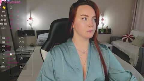 Snapshot of fire_emily chatting on July 2, 2026, 1:05 am fire_emily online show from July 2, 2026, 1:05 am