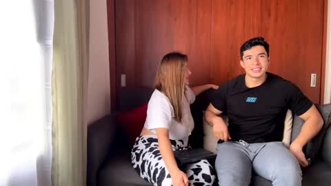 fireand_passion online show from February 26, 2025, 2:57 pm