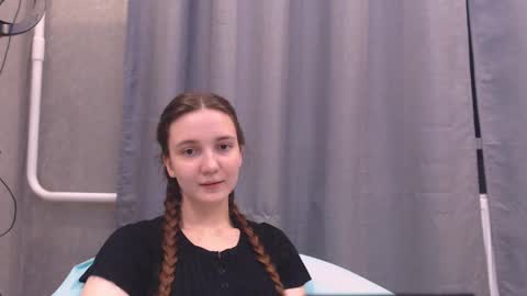 fireflies_fly_ online show from January 27, 2025, 5:26 pm