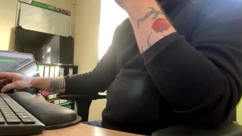 JunoSixx online show from December 2, 2025, 10:20 am