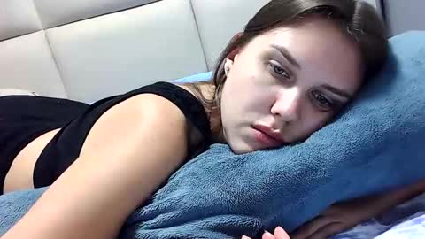Sara online show from June 4, 2026, 6:58 pm