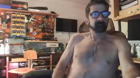 fishermanjack0101 online show from March 4, 2025, 5:42 am