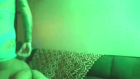 fit_sxy_siouxsie online show from April 19, 2026, 5:29 am