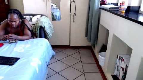 Snapshot of fitblair66_ chatting on October 8, 2025, 8:12 am fitblair66_ online show from October 8, 2025, 8:12 am