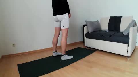 Snapshot of fitgentleman999 chatting on January 14, 2026, 12:33 pm fitgentleman999 online show from January 14, 2026, 12:33 pm