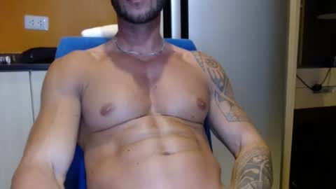 fitness1989 online show from November 23, 2025, 4:51 pm