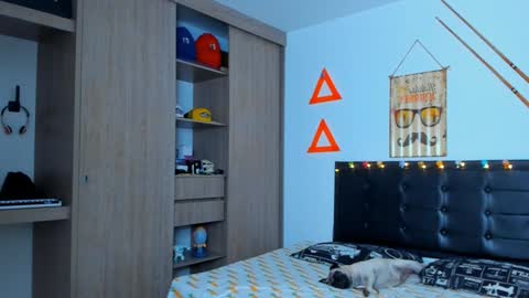 Elias Valencia online show from February 2, 2025, 3:17 pm