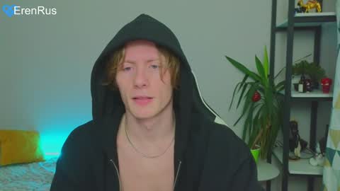 Snapshot of fixsicki chatting on January 16, 2025, 3:02 am Eren.  online show from January 16, 2025, 3:02 am