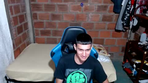  FLACO  online show from February 21, 2025, 2:06 am