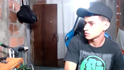  FLACO  online show from November 23, 2025, 4:01 am