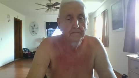 flamale65to online show from April 17, 2026, 8:23 pm