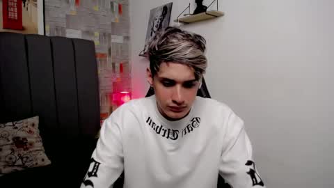 Flaquito online show from April 14, 2026, 8:37 pm