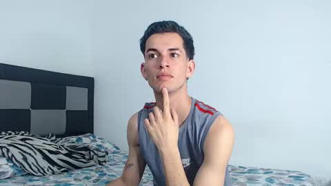 Snapshot of fleeting_love chatting on December 21, 2025, 2:08 am Steven and Daniel online show from December 21, 2025, 2:08 am