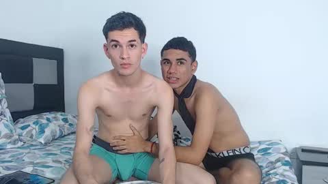 Snapshot of fleeting_love chatting on December 23, 2025, 2:31 am Steven and Daniel online show from December 23, 2025, 2:31 am