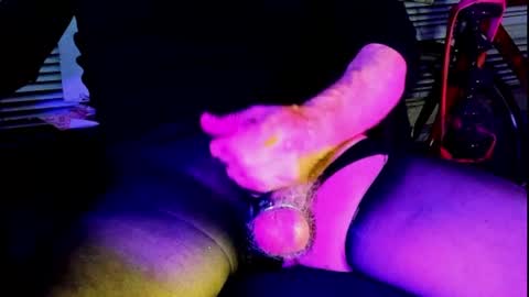 Snapshot of fleurdumale chatting on December 4, 2024, 6:28 pm shameless flirt online show from December 4, 2024, 6:28 pm