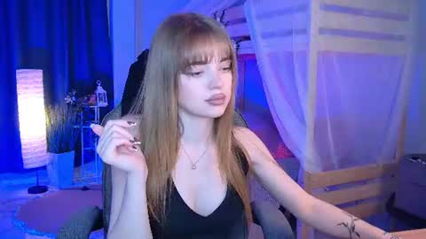 Flexyfoxy online show from July 9, 2026, 9:57 am