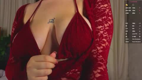 Doloras online show from November 4, 2025, 4:50 pm