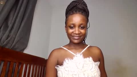flirty_arrya online show from May 7, 2026, 5:18 pm