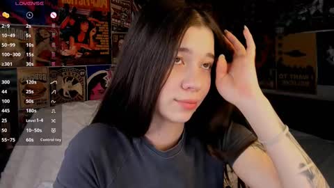 Snapshot of flirtykitty_ chatting on February 28, 2025, 1:26 am Emely online show from February 28, 2025, 1:26 am