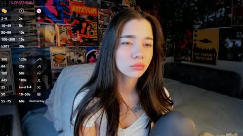 Snapshot of flirtykitty_ chatting on March 8, 2025, 9:08 pm Emely online show from March 8, 2025, 9:08 pm