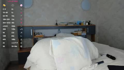 Emely  online show from July 10, 2026, 5:12 am