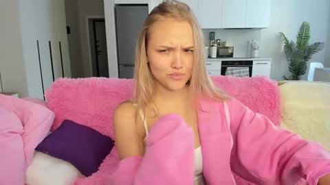 Mona online show from November 30, 2025, 5:33 am