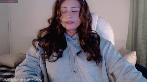 flor3citarockera online show from October 12, 2025, 10:31 pm