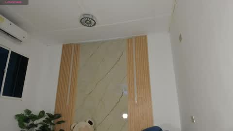    online show from April 12, 2026, 4:39 am