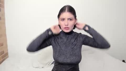 Tell me My Love online show from November 29, 2025, 1:30 am