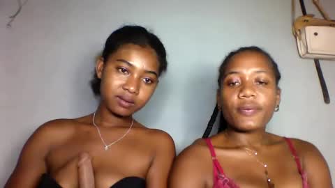 florencia011 online show from March 7, 2025, 8:00 pm