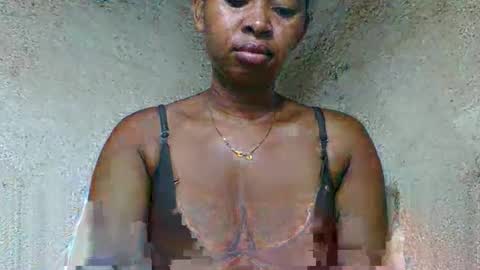 florencia011 online show from January 17, 2026, 10:46 pm