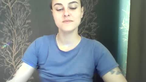 Snapshot of flower_bluee chatting on May 29, 2026, 5:49 am Ambika 3 online show from May 29, 2026, 5:49 am