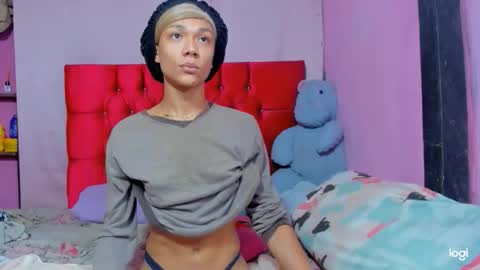 Snapshot of flower_weed chatting on March 27, 2026, 7:03 am Flower weed online show from March 27, 2026, 7:03 am