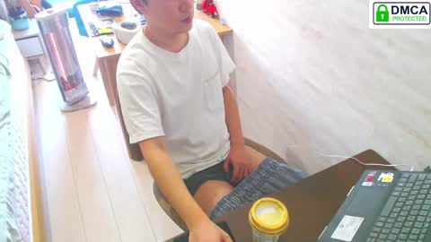 flowerbox online show from February 1, 2026, 6:12 am