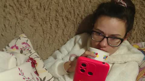Snapshot of flowercandydoll chatting on February 8, 2025, 10:08 pm say meow and send tip  online show from February 8, 2025, 10:08 pm