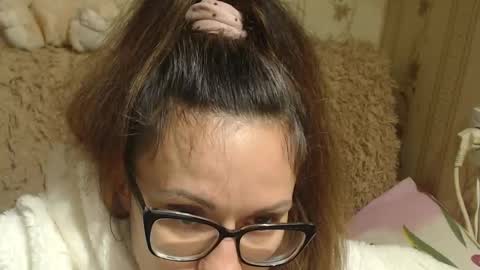 say meow and send tip  online show from December 20, 2024, 4:04 pm