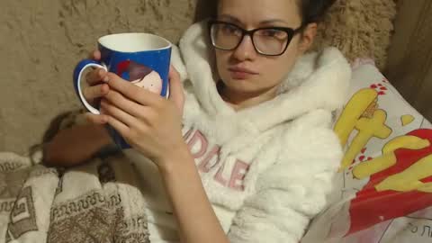 say meow and send tip  online show from January 26, 2025, 4:41 pm