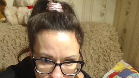 say meow and send tip  online show from February 2, 2025, 4:00 pm